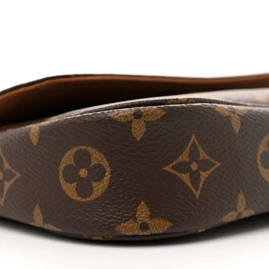 Louis Vuitton Ivy Wallet On Chain PM Monogram Canvas Gold Hardware