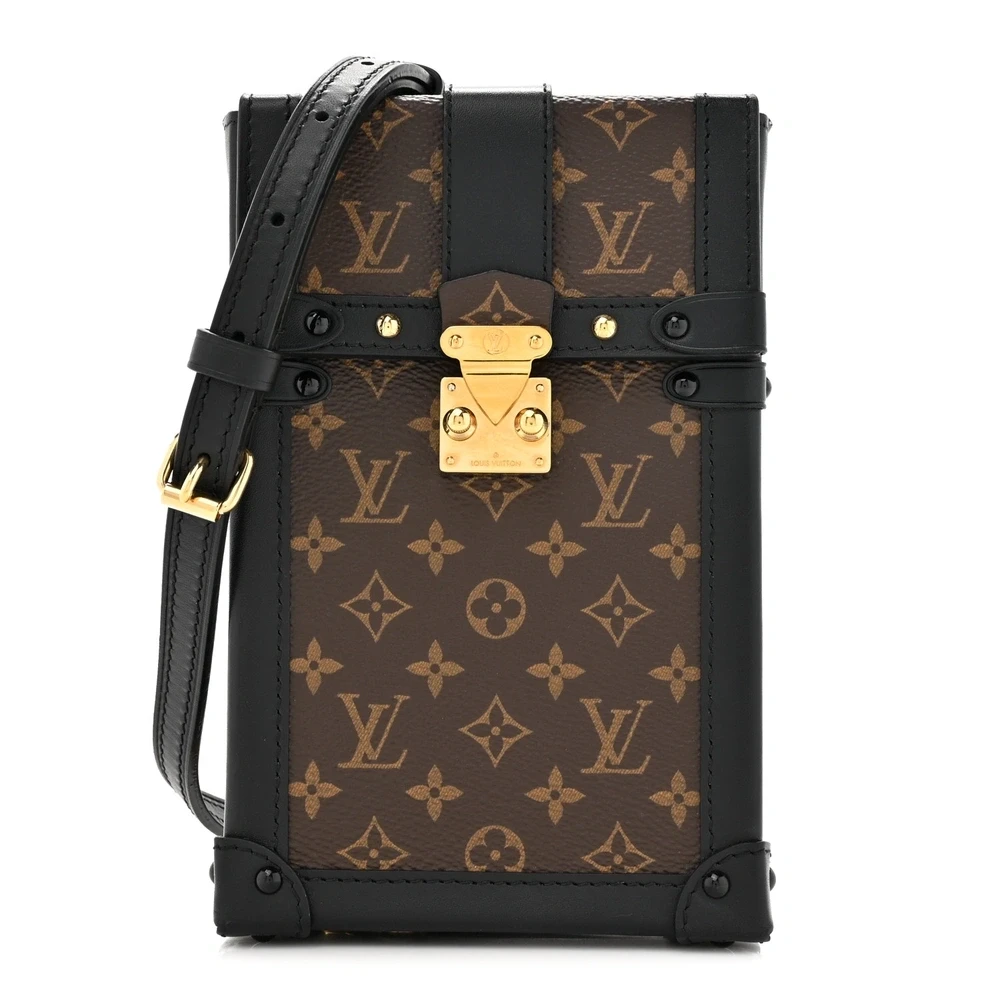 Louis Vuitton Pochette Trunk Verticale Preto em Canvas Monograma com Ferragens de Latão