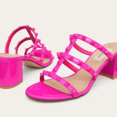 VALENTINO Barbie powder patent rivet slipper sandals (heel height 6cm)