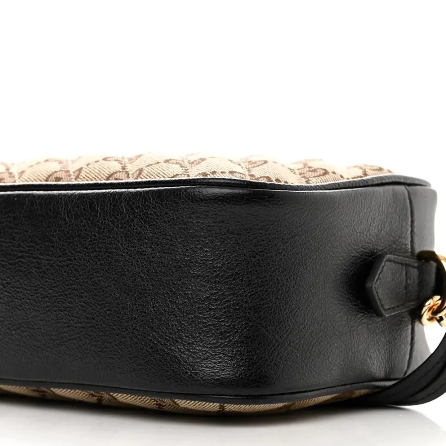 Gucci Small Diagonal GG Marmont Chain Shoulder Bag Beige/Black GG Monogram Canvas & Matelassé Leather Gold Hardware