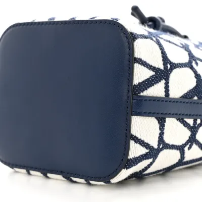 Valentino Garavani Mini VLogo Signature Bucket Bag White/Worker Toile Iconographe Nappa Leather Gold Hardware