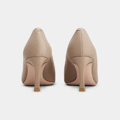 Roger Vivier Trompette Pumps High Heels In Beige Calfskin Leather With Metal Buckle (Heel Height 7cm)