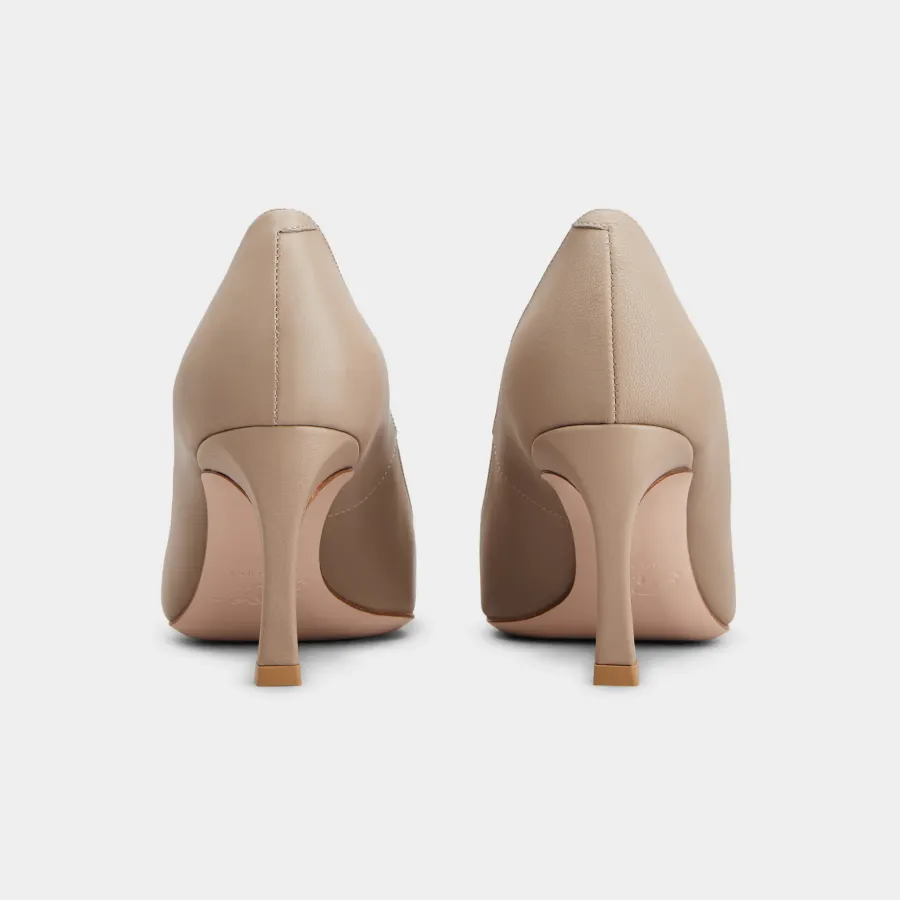 Roger Vivier Trompette Pumps High Heels In Beige Calfskin Leather With Metal Buckle (Heel Height 7cm)