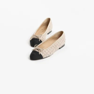Chanel Twill soft woolen and satin beige, pale yellow, milky white and black flat shoes Ballet  Shoes