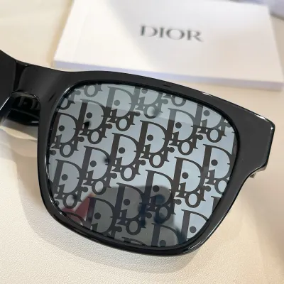DIOR wayfarer glasses black color with dior logo print Size 58口20-145