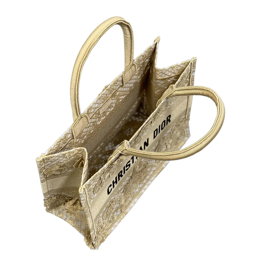 Dior Medium Dior Book Tote Beige D-Lace Flowers Embroidery with Macramé