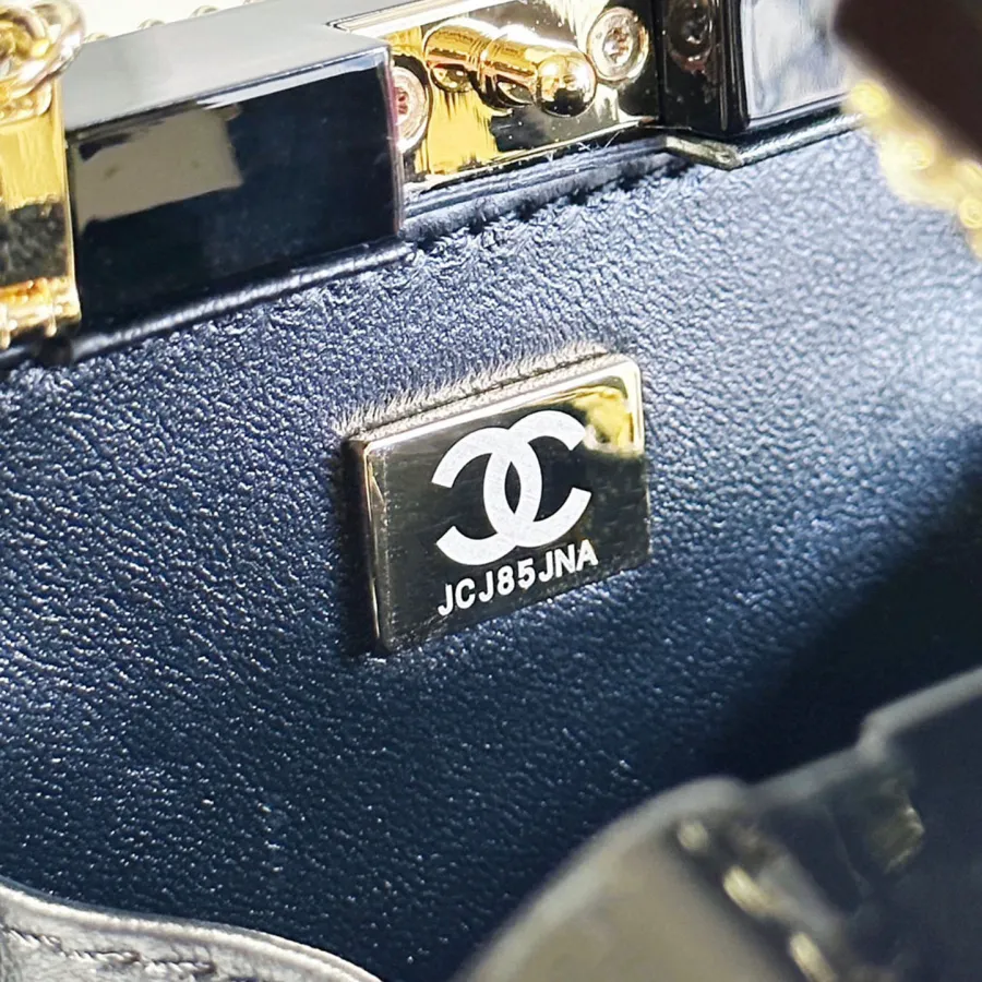 Chanel Perfume bottle leather White / Black crossbody bag