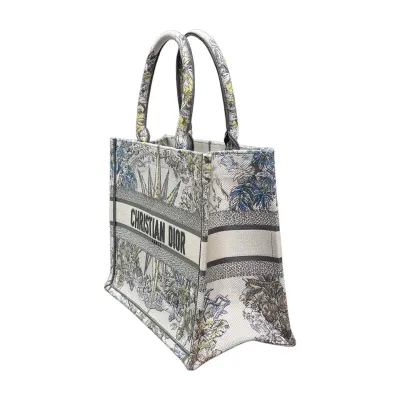 Dior Medium Rêve d'Infini Embroidered Canvas Book Tote Multicolor