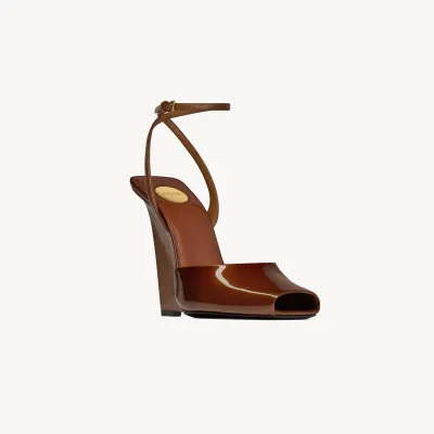 Yves Saint Laurent Patent leather wedges