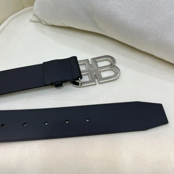 Balenciaga Men's BB Hourglass Large Belt In Black Smooth Calfskin With Silver/Gold Hardware 40mm - Image 4