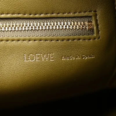 Loewe Squeeze Bag Medium Olive Nappa Leather