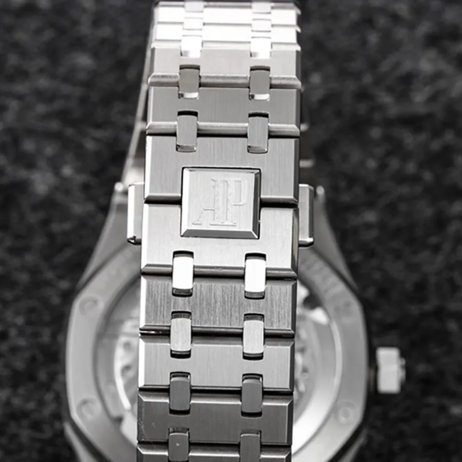 AUDEMARS PIGUET-ROYAL OAK-REF.26532IC.EE.1220TI.01-41MM