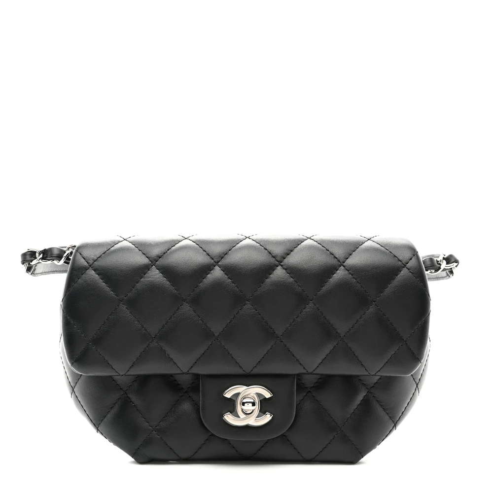 Chanel CC Uniform Flap Belt Bag Pequena Preta em Couro Bezerro Acolchoado com Hardware Prateado