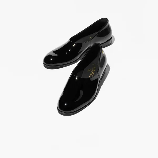 Chanel Black calf patent leather Loafers - Image 2