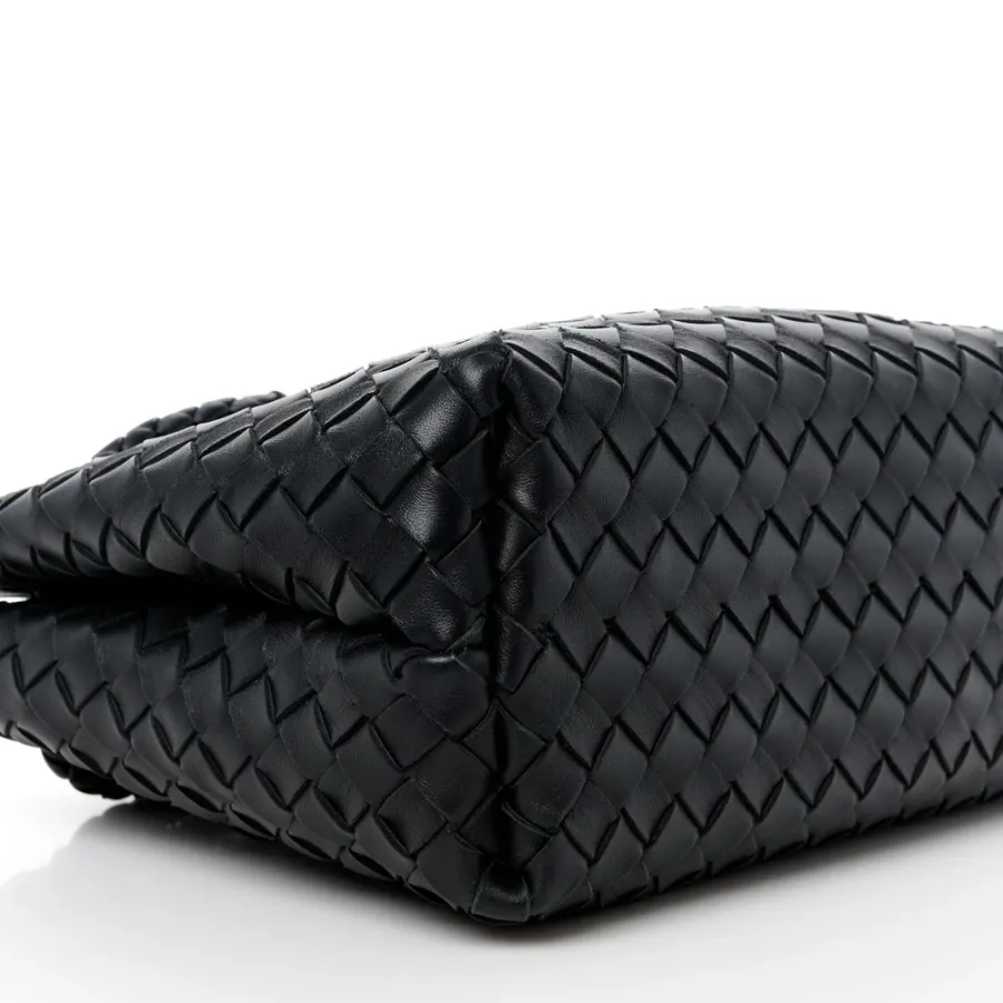 Bottega Veneta Medium Intrecciato Andiamo Shoulder Bag Black Nappa Leather Gold Hardware