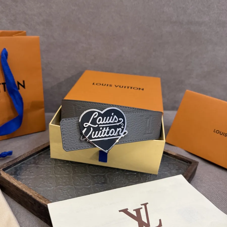 Louis Vuitton Men's Shield LV Heart Buckle Reversible Belt In Grey/Black Calfskin With Silver Hardware 40mm