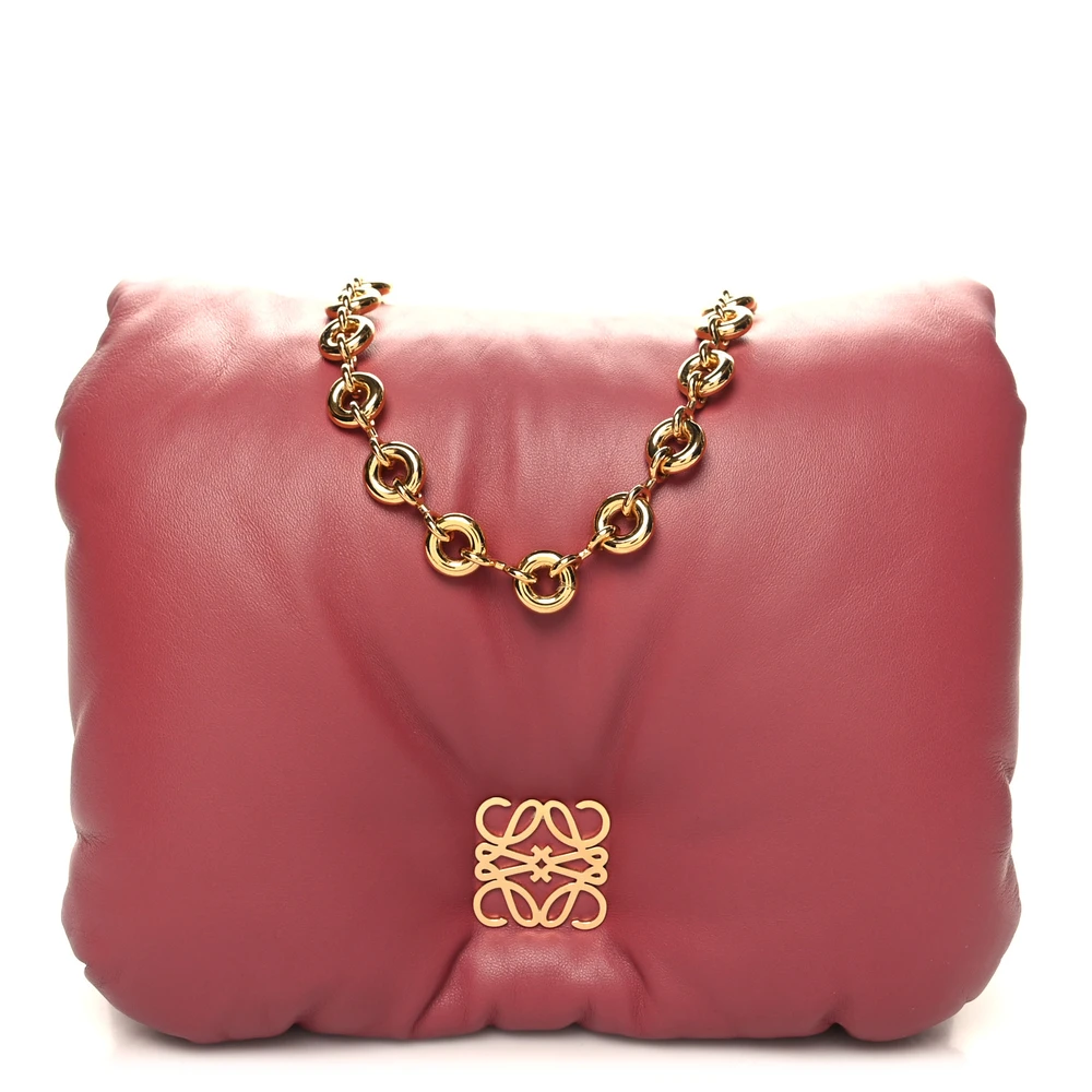 Loewe Goya Puffer Bag Medium Plumrose em Pele de Cordeiro com Hardware Dourado