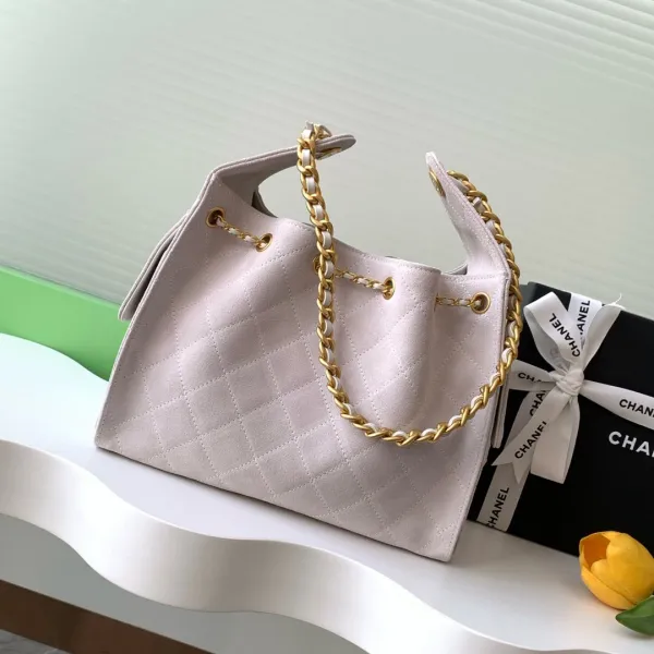 Chanel Pink / Green Quilted Shiny Calfskin Leather / Abrasive Sand Leather Shoulder Bags - Image 4