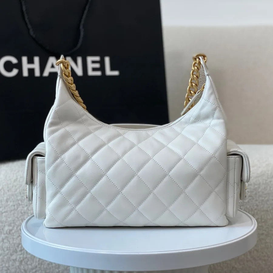 Chanel Quilted Lambskin Leather White /Black Shoulder Bags