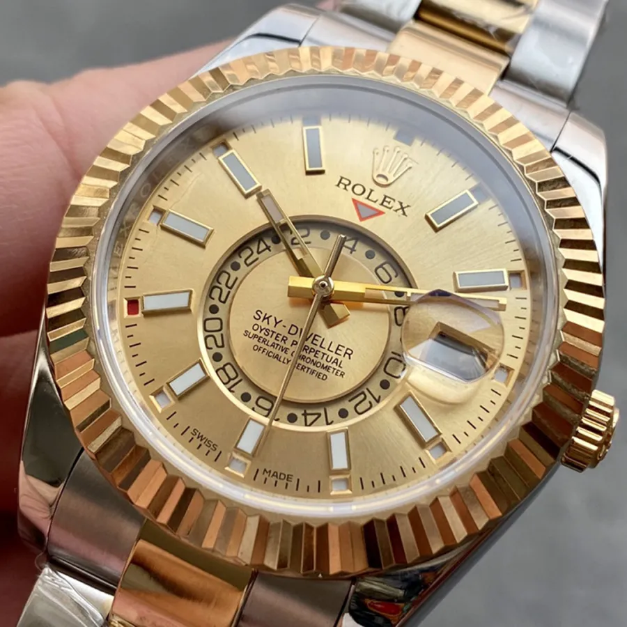 ROLEX-Sky Dweller-REF.M326933-0001-42MM