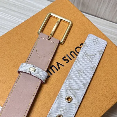 Louis Vuitton Women's Flowergram Ardillon Belt In White/Blue Monogram Canvas With Gold Hardware 30mm