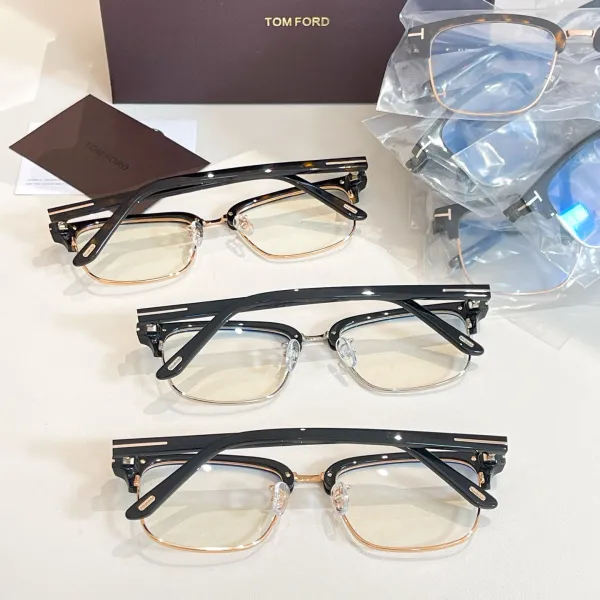Tom Ford Clubmaster glasses leopard gold/black silver/black gold color Size 52口19-145 - Image 4