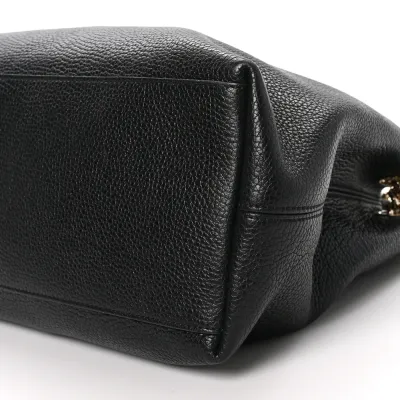 Gucci Medium Soho Chain Shoulder Bag Black Pebbled Calfskin Leather Light Gold Hardware