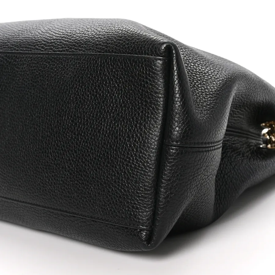 Gucci Medium Soho Chain Shoulder Bag Black Pebbled Calfskin Leather Light Gold Hardware