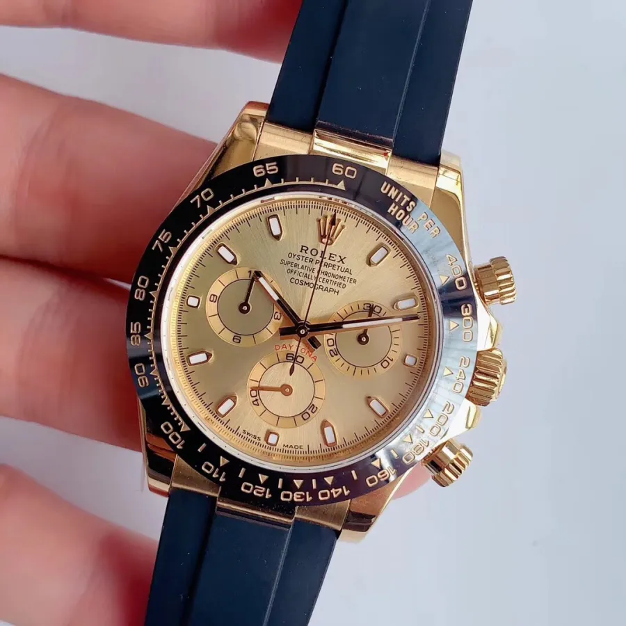 ROLEX-COSMOGRAPH DAYTONA-REF.M116518LN-0042-40mm