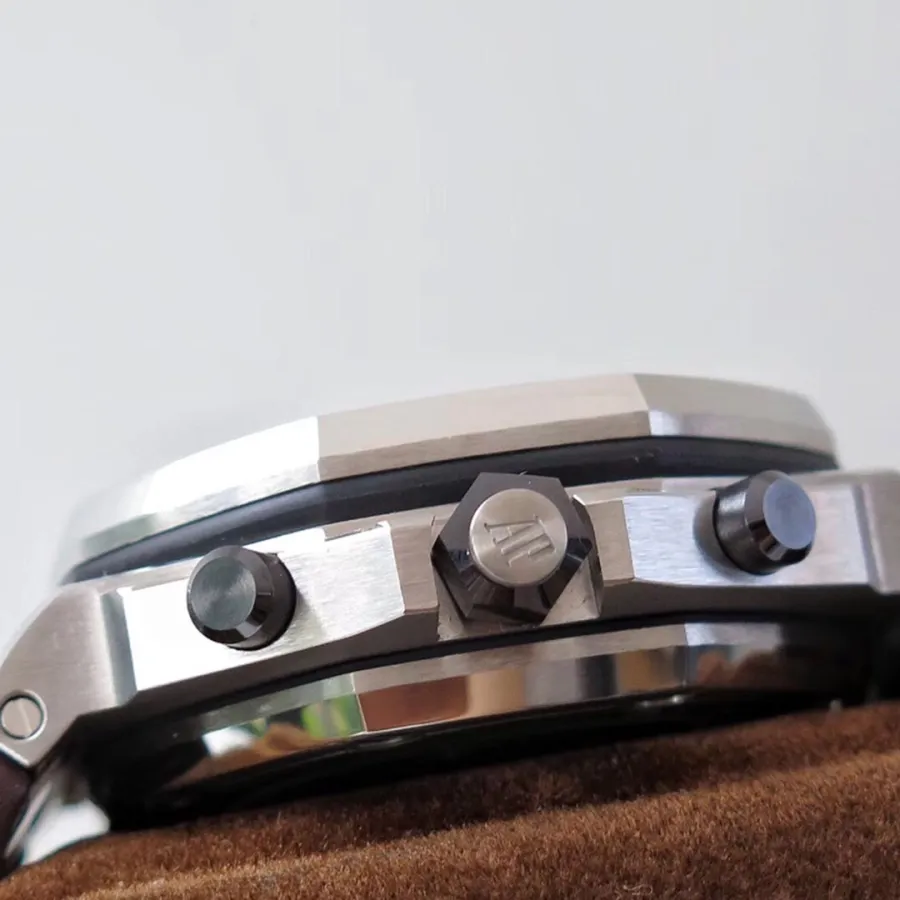 AUDEMARS PIGUET-ROYAL OAK OFFSHORE-REF.26470ST.OO.A801CR.01-42MM