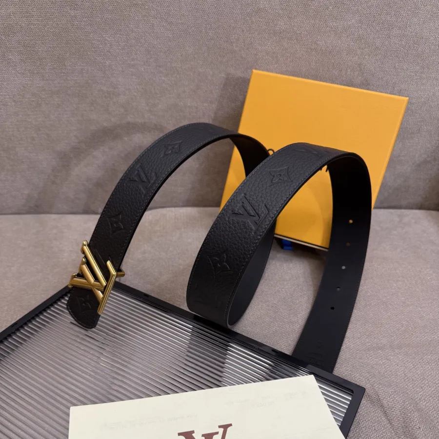 Louis Vuitton Men's Dimension Reversible Belt In Black Calfskin With Gold/Silver/Black Hardware 40mm