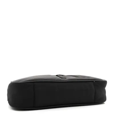 Saint Laurent Medium Le 5 À 7 Hobo Black Econyl Nylon Black Hardware