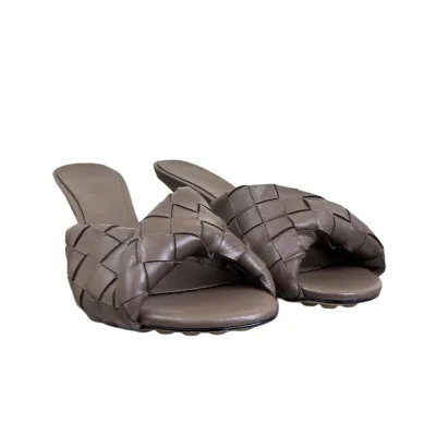 Bottega Veneta Blink Mule In Brown Intrecciato Leather Kitten Heel Mule (Heel Height 4.5cm)