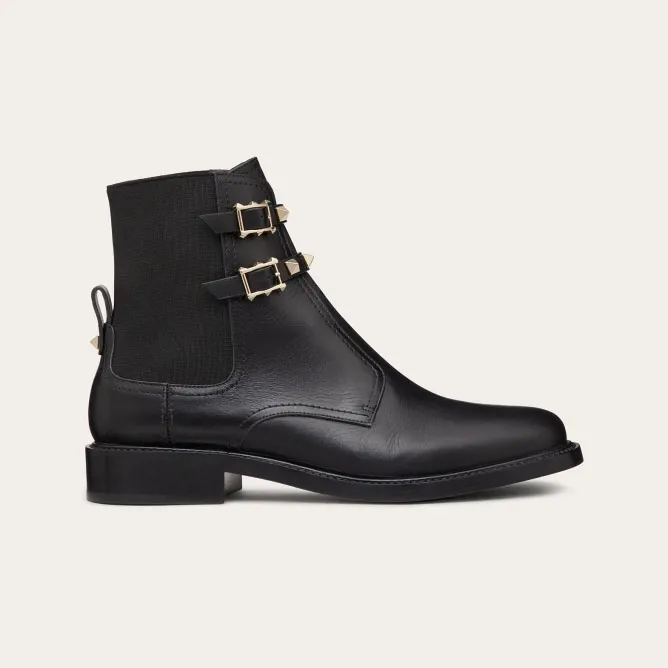 VALENTINO ROCKSTUD Calf rivet ankle boots (heel 2 cm high)