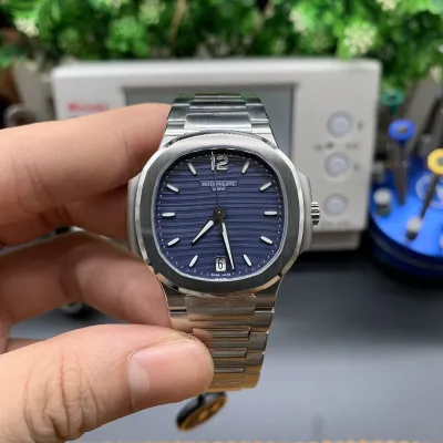 PATEK PHILIPPE-NAUTILUS-REF.7118-1A-001-35.2MM