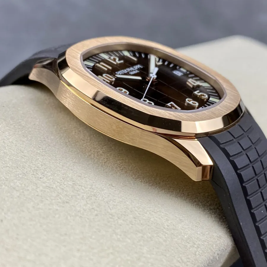 PATEK PHILIPPE-AQUANAUT-ref.5167R-001-40mm