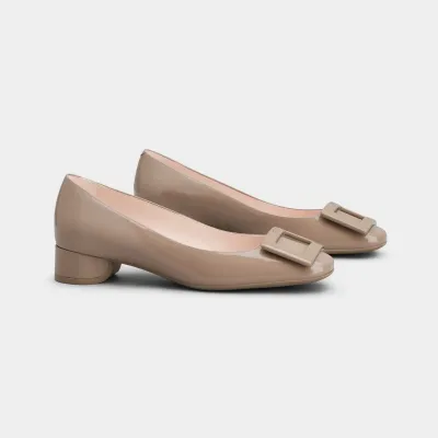 Roger Vivier U Look Ballerinas In Beige Patent Leather With Lacquered Buckle (Heel Height 2.5cm)