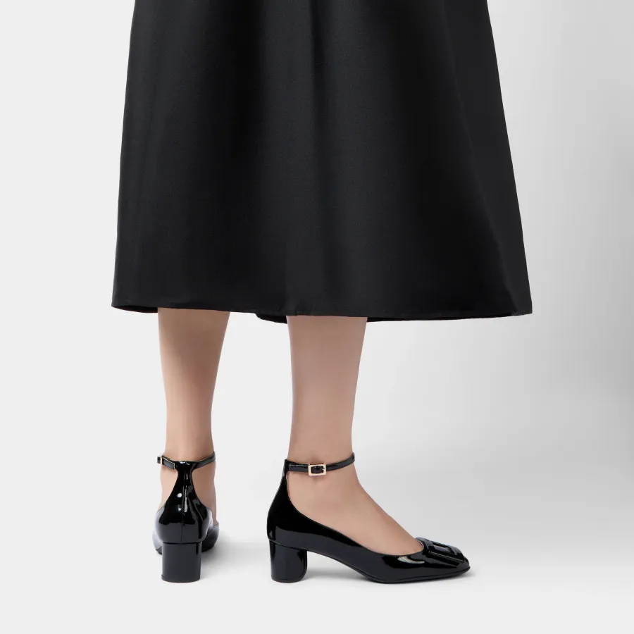 Roger Vivier Ankle Strap U Look Pumps High Heels In Black Patent Leather With Lacquered Metal Buckle (Heel Height 4.5cm)