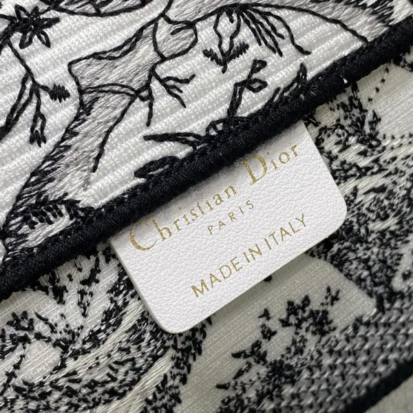 Dior Medium Dior Book Tote White Black/Navy Blue Soleil Embroidered Canvas - Image 6