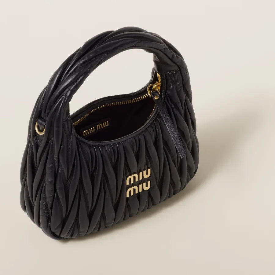 Miu Miu Wander Matelassé Quilted Lambskin Leather handbag Black Crossbody Bags