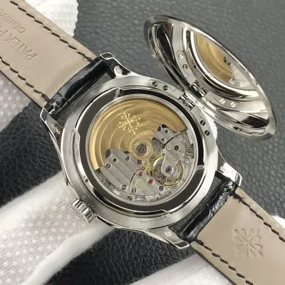 PATEK PHILIPPE-CALATRAVA-ref.5227G-010-39mm