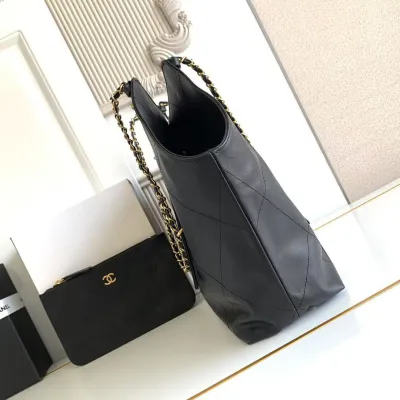 Chanel Black Quilted cattle Leather Tote Bags 36x59x13cm Shoulder Bags
