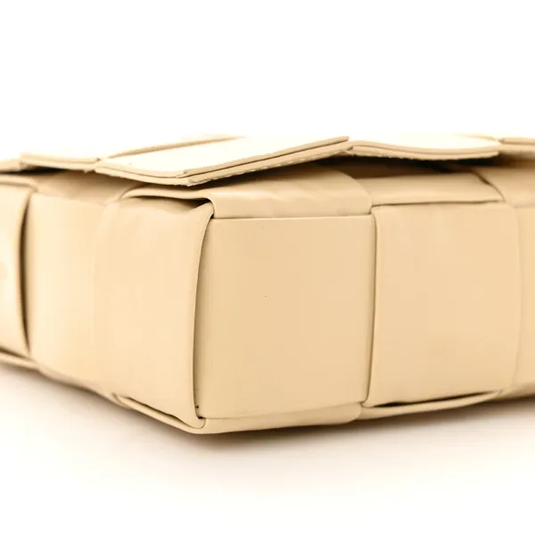 Bottega Veneta Maxi Intrecciato Cassette Crossbody Bag Porridge Paper Calfskin Leather - Image 4