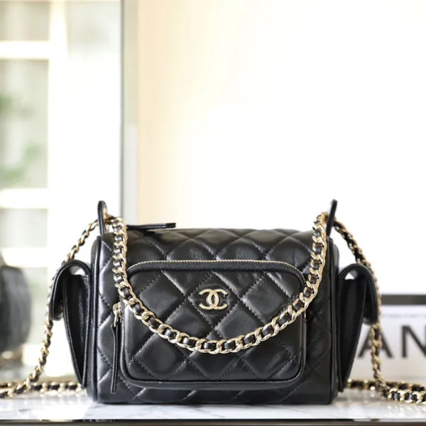 Chanel Black / Red / Milk Tea color Crossbody Bags - Image 3