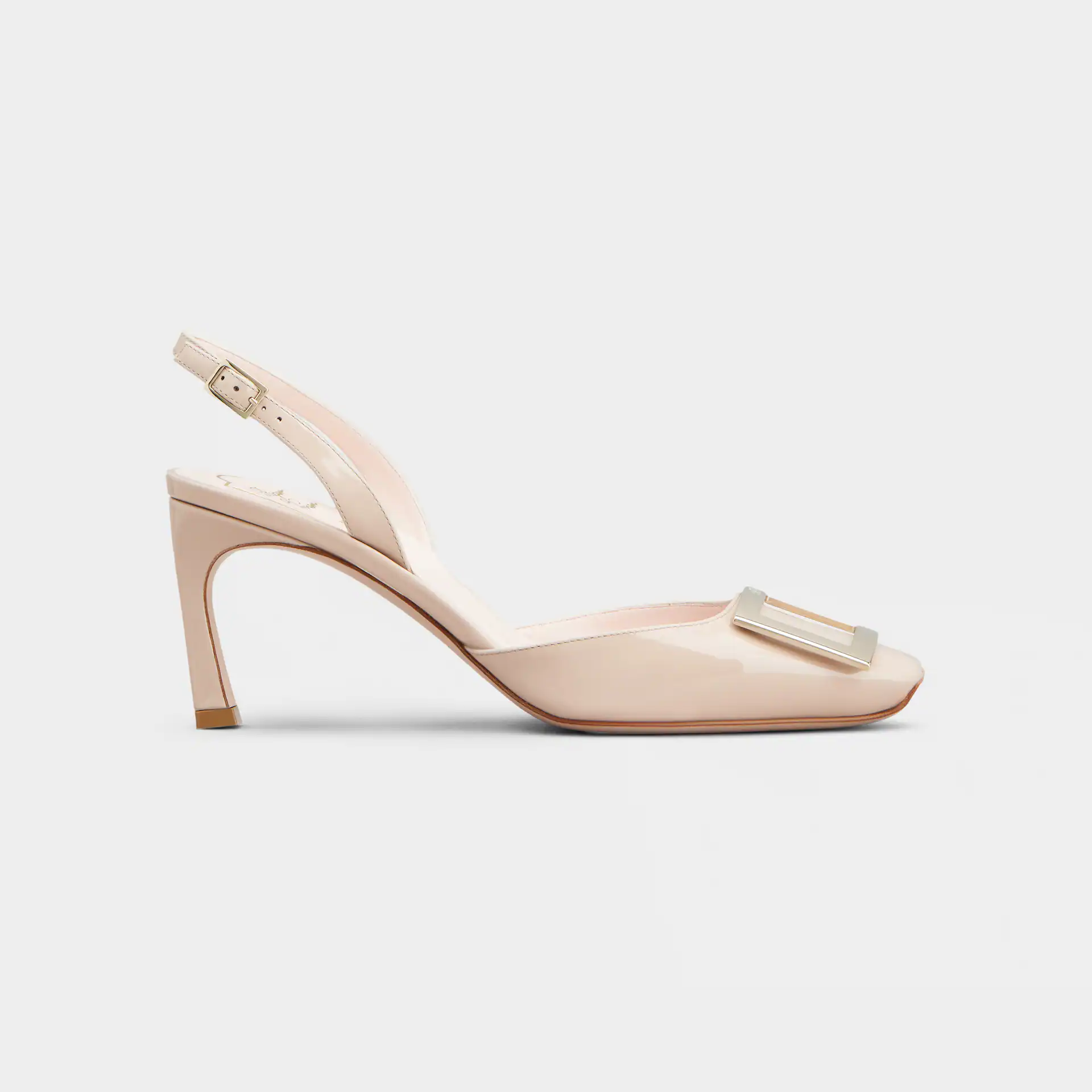 Roger Vivier Sapatilha Slingback Trompette Salto Alto Em Couro Verniz Rosa Com Fivela De Metal (Altura Do Salto 7cm)