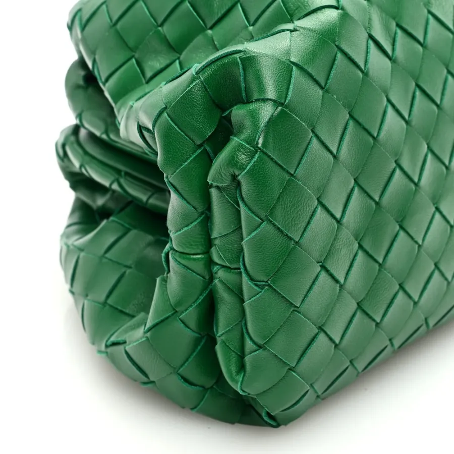 Bottega Veneta Intrecciato The Pouch Oversized Clutch Racing Green Nappa Leather
