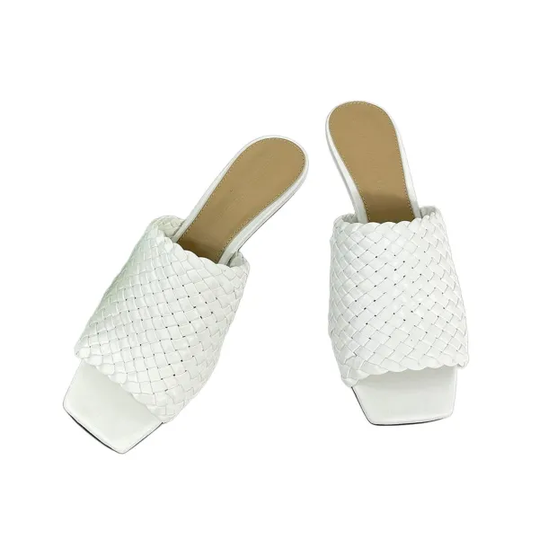 Bottega Veneta Knot Mule In White Intrecciato Leather Mule With Signature Metal Knot Heel (Heel Height 4.5cm) - Image 2
