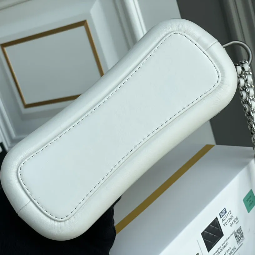 Chanel Bag White Quilted Calfskin Leather Shoulder Bags Crossbody Bags