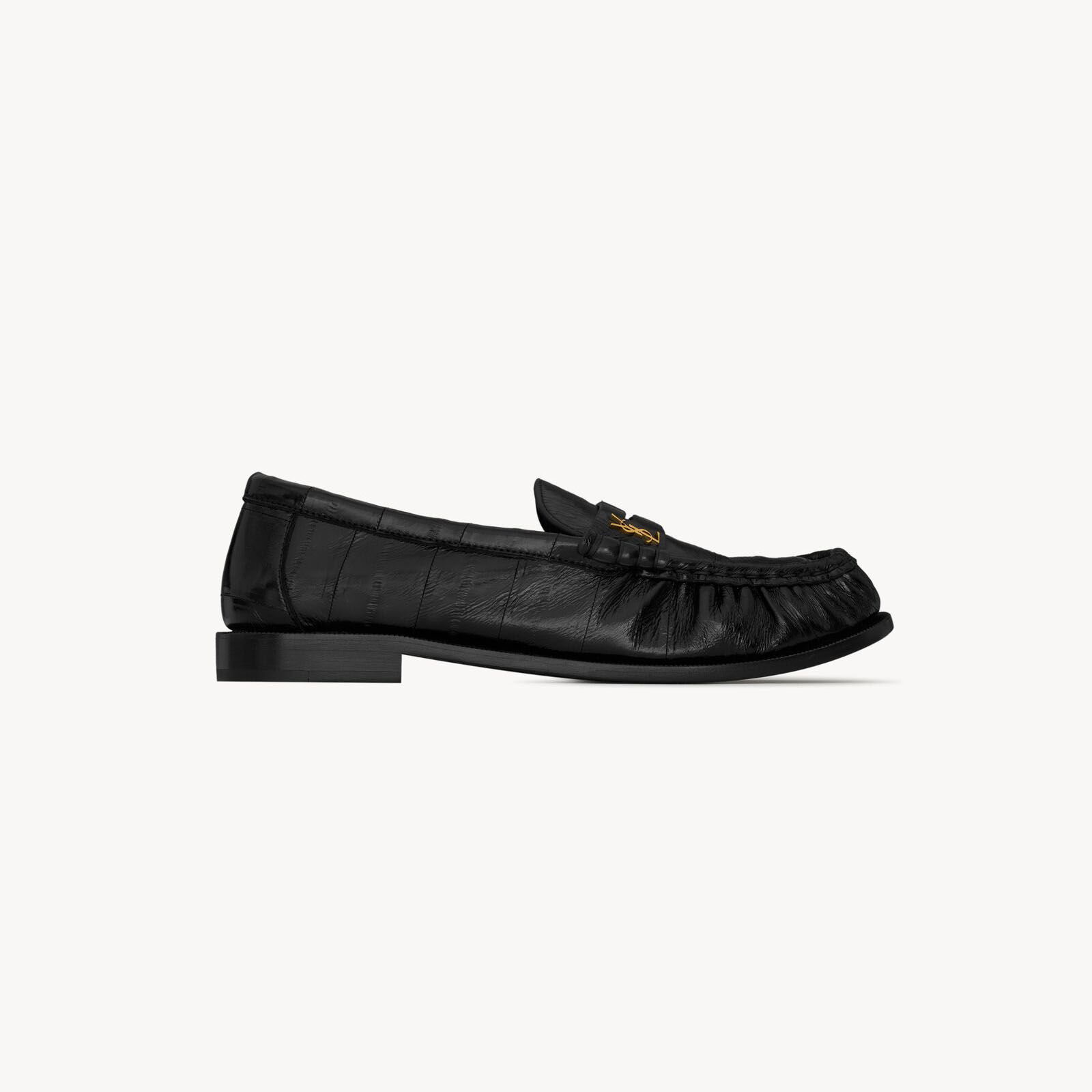 Yves Saint Laurent mocassins de couro enguia preto.