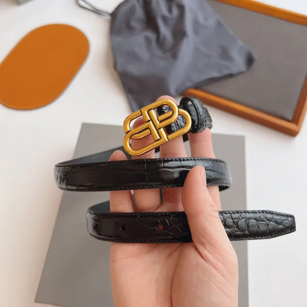 Balenciaga Women's BB Thin Belt In Black Crocodile Embossed Calfskin With Gold/Silver Hardware 20mm - Image 2